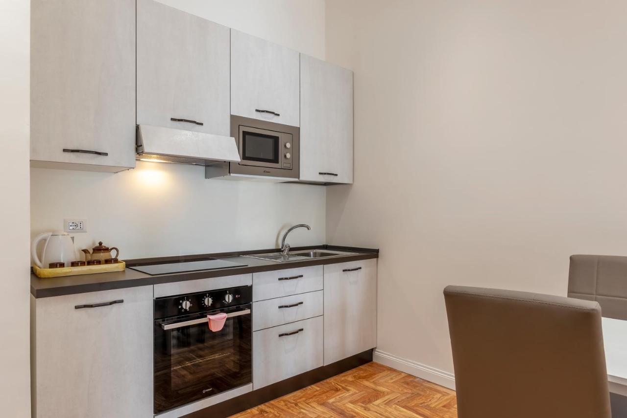 Rione Prati Elegant Apartment With Balcony Rome Exterior photo