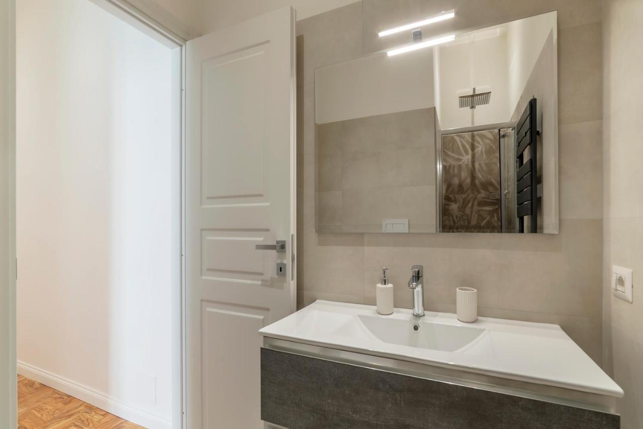Rione Prati Elegant Apartment With Balcony Rome Exterior photo